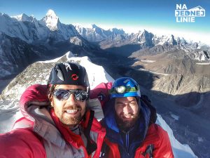 Island Peak szczyt w Himalajach