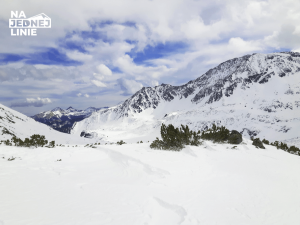 Dolina pięciu stawów Polskich zimą