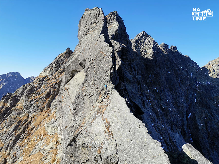 Płyty, filary i kominy – formacje skalne w Tatrach