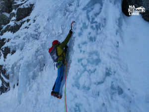 Lodospad Kuluar Kurtyki za Dnia