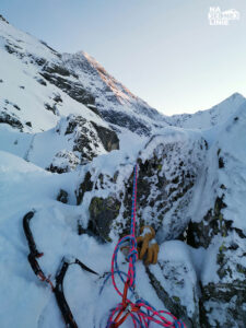 Stanowisko z liny na szczycie Czuby nad Karbem