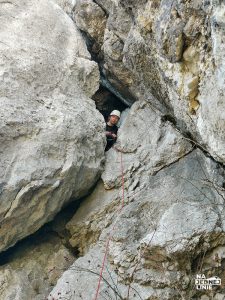 Nauka wspinaczki w skałach na Jurze w Dolinie Kobylańskiej