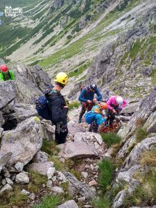 Przygotowanie do wspinaczki na Filar Staszla