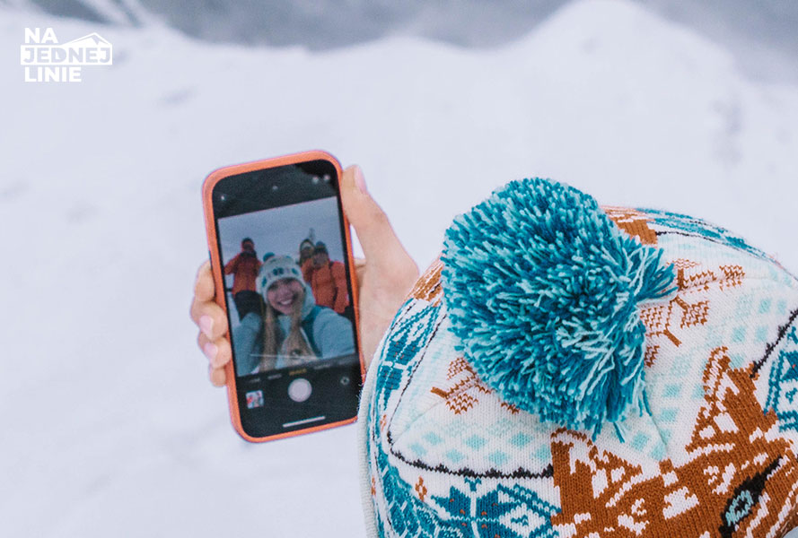 Odbicie lustrzane – Uśmiechniętej Kasi selfie z przyjaciółkami – kojarzyć się jej będzie już zawsze z Tatrami